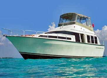 Acquarius Sea Tours in Cayman Islands