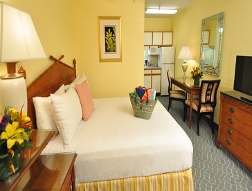 Sunshine Suites Resort in Cayman Islands